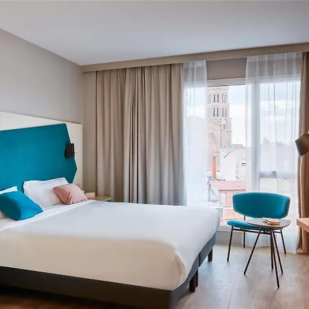 Adagio Centre La Grave ホテル 3*