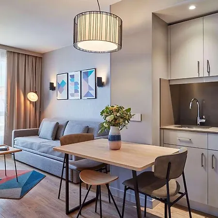 Adagio Centre La Grave ホテル *